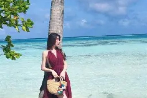 内娱某女星现身日本风月场所清纯人设碎成渣