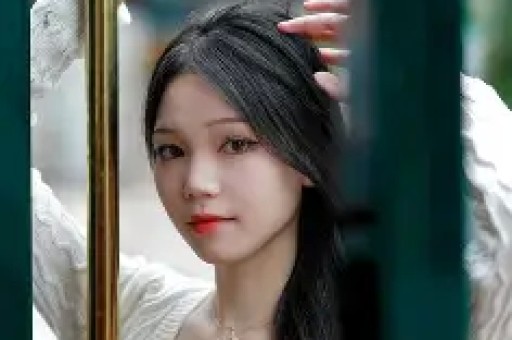 明星餐饮店集体“塌房”：当流量光环照不亮真金白银的账单